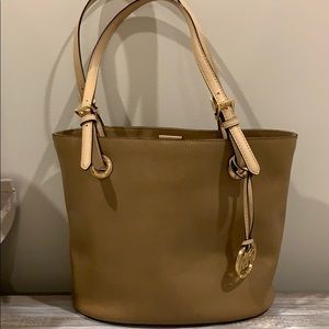 Michael kors tan colored bag/ purse